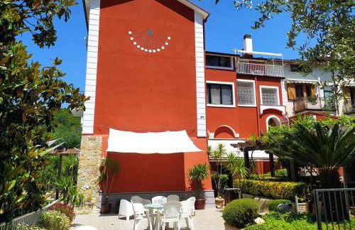 Villa Elvira - Foto 4