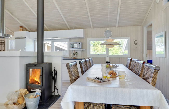 "Harriet" - 800m from the sea - Foto 32