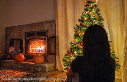 Lakefront Villa with 180 degree view private dock and boats - Foto 23