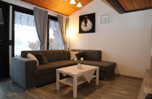 Ferienhaus Henneseeblick - Lake - View - Terrace - Hils - Wood - WIFI - Foto 5