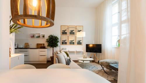 Lunas Appartements in der alten Schule Essen - Foto 2