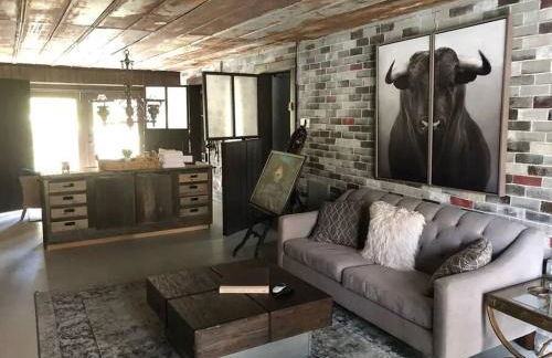 Fairytale: Hot Tub & Trout Stream & Petting Zoo? - Foto 44