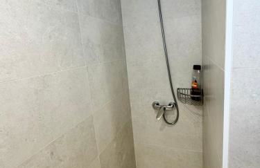 Modern apartment with pool and balcony - Foto 7