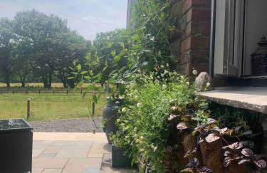 Lodge with log burner Contractors business private parking free Wi-Fi near M4 - Foto 19