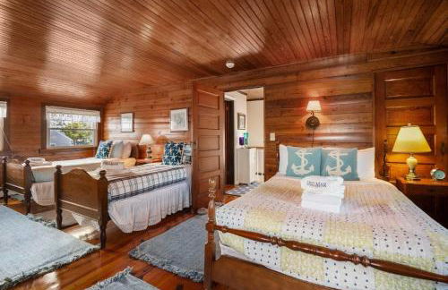 Stunning Waterfront Home w Private Dock - Foto 30