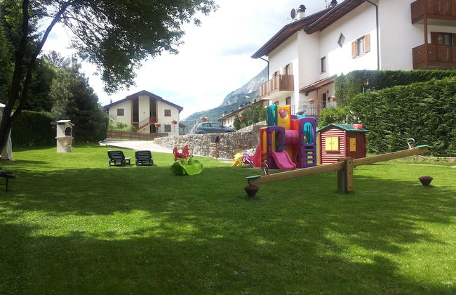 Molvenolago Apartments - Photo 15