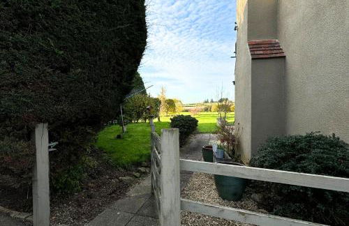 Y-Not House - Double Rooms with Private Bathroom - Photo 7