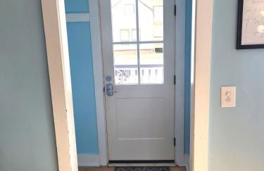 Restoration - Hot Tub, AC, and Great Location! - Foto 28