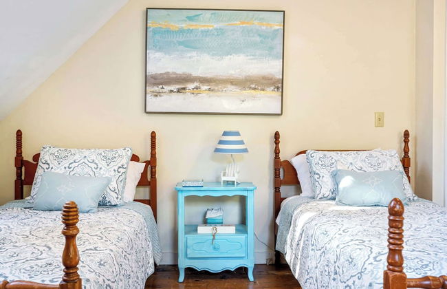 Nanas Hideaway 2 BDR Charmer! - Photo 9