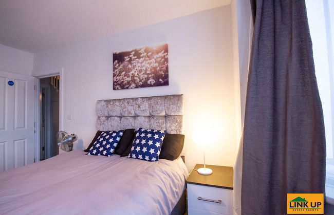 Lees House - Photo 14