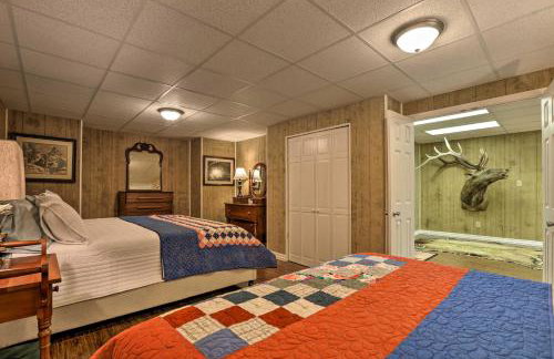 Family Farmhouse on 160-Acre Ranch with Hiking Trail - Foto 30