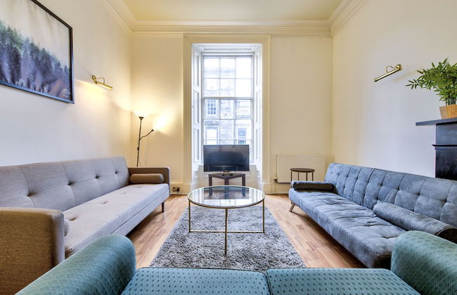 Alva - City Centre Apartment - Photo 1