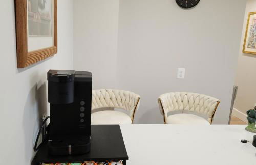 Cozy King Suite in the heart of Towson - Foto 21