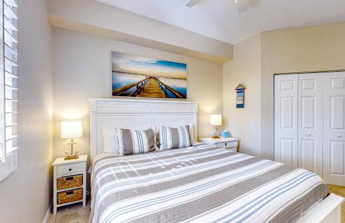 Luxury Condo in Regatta - Photo 14