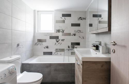 Bright 2BD Apartment in Psychiko by UPSTREET - Photo 39