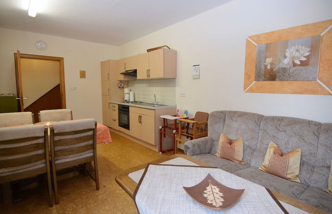 Cozy Holiday Home in Düdinghausen Sauerland near Ski Area - Photo 14