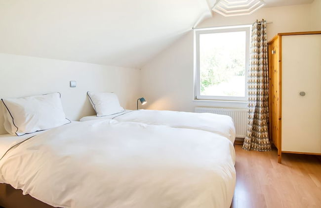 Luxurious Villa With Pool and Sauna, and Very Suitable for Culinary Workshops - Photo 7