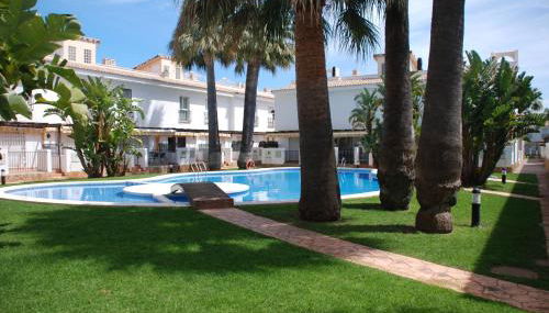 Magnífico Adosado con Piscina en Urb. Palm Beach - Foto 2, Garden view