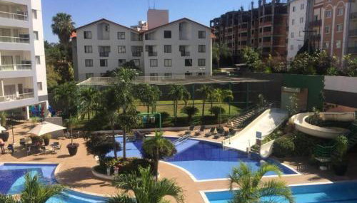 Flat Familiar a 400 metros do Hot Park com Piscinas e Conforto - Foto 2