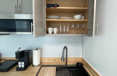 Unique Houseboat Modern and New - Foto 28