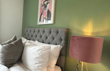 6 Bed, Sleeps 14, En-suites & Parking - Foto 22
