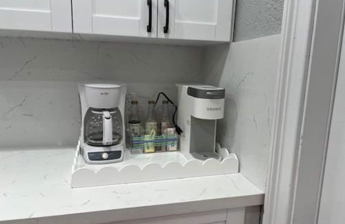 3 Bed - Sleeps 6 - Free Parking - 5 Mins to Beach - Foto 9