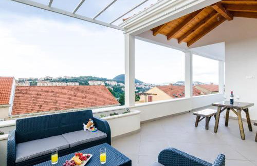 Miracle Apartments - Comfort Studio Apartment with Terrace and City View - Foto 2
