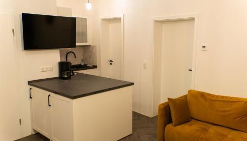 New central 2-3 room apartments with parking near train station & casino - Foto 5