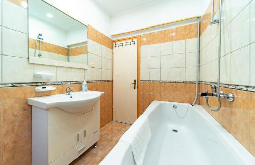 Apartments Lores - Photo 19