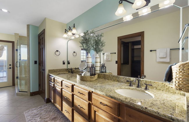 Table Rock Manor at Whitefish Bay - Photo 27