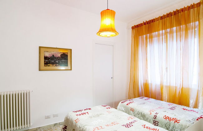 San Pietro Bright Apartment - Photo 12