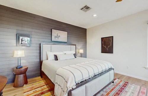 Spacious Beautiful Home with Full Kitchen, Balcony and Patio, Next to Golf Course - Foto 19