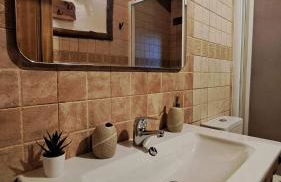 CASA RURAL "LOS CASARES" - Foto 9