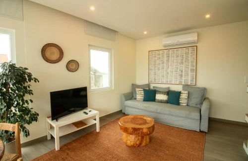 Bay House - Photo 32