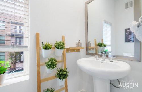 Urban Oasis 1 Mile from UT plus Garage and Rooftop - Foto 18