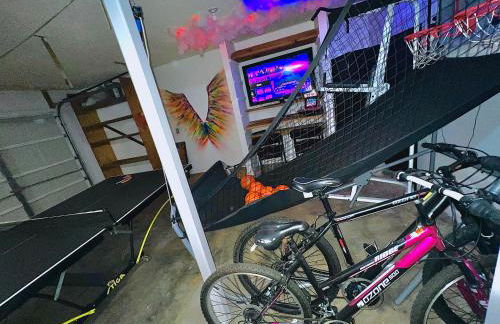 Big, Tidy, Cushy, & Activities - Foto 34