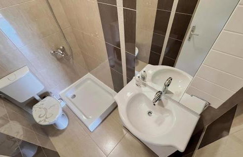 Lovely Home In Rupalj - Foto 19