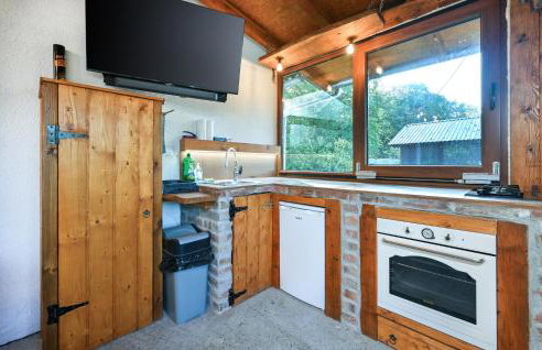 Amazing Home In Ivanska With Kitchen - Foto 21