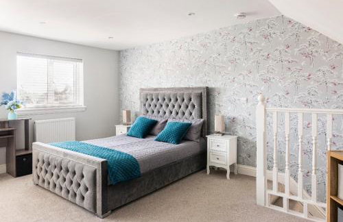 Luxury House 4 ensuite bedrooms, free parking ,wifi - Foto 7