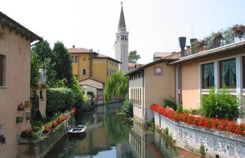 Elegance and comfort a due passi da SACILE CENTRO - Foto 16