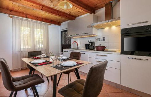 Awesome Home In Barban With Jacuzzi - Foto 3