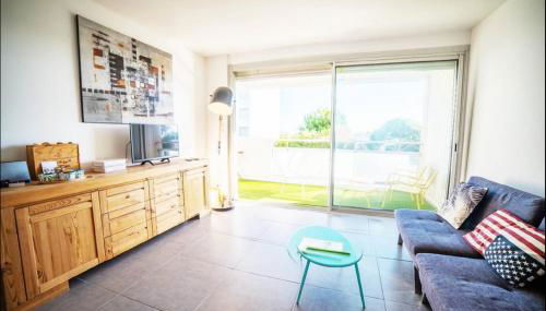 LE CALDERINI APPART - Face PLAGE WIFI et PARK Gratuit CALME - Résid Le Surcouf -TOP PROS SERVICESConciergerie La Grande Motte - Foto 3