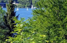 Übernachten in unseren Crutpracht Gästezimmern mit großem Bauernfrühstück, ab April 24 auch in der DUFFEL-SCHEUNE - Foto 8