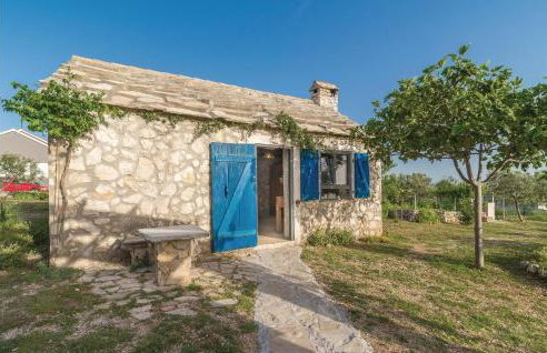 Awesome Home In Krkovic With Sauna - Photo 23