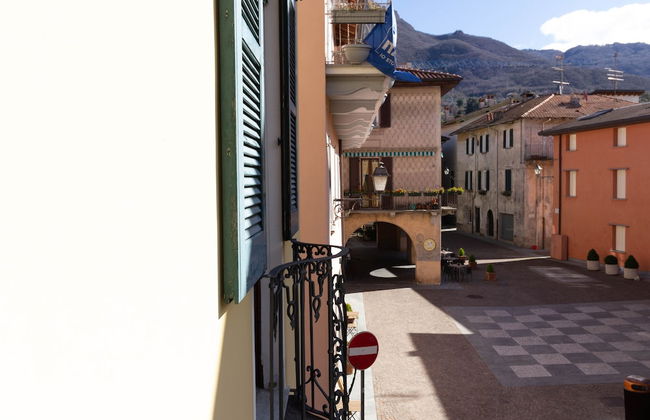 Mamma Ciccia Holiday Home - Lake Front Apartment - Foto 32