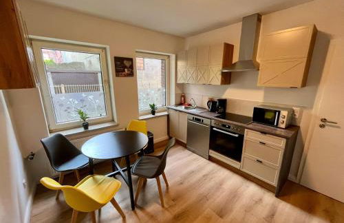 Zentrale Unterkunft in Neumünster - Photo 1