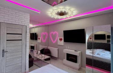 Apartament "Love Island" Jacuzzi SPA z dużą wanną z hydromasażem dla Dwojga - Foto 6