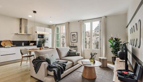 Mescit - 2 bedrooms and balcony in Eixample Dreta - Foto 2