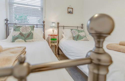 Jurassic View Apartment - Photo 38