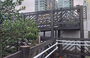 Apê estilo Resort c/ pé na areia e vista mar, próximo ao Beto Carrero - Foto 57